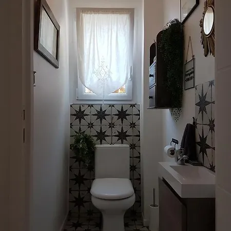 Loretxea Bed & Breakfast Sare